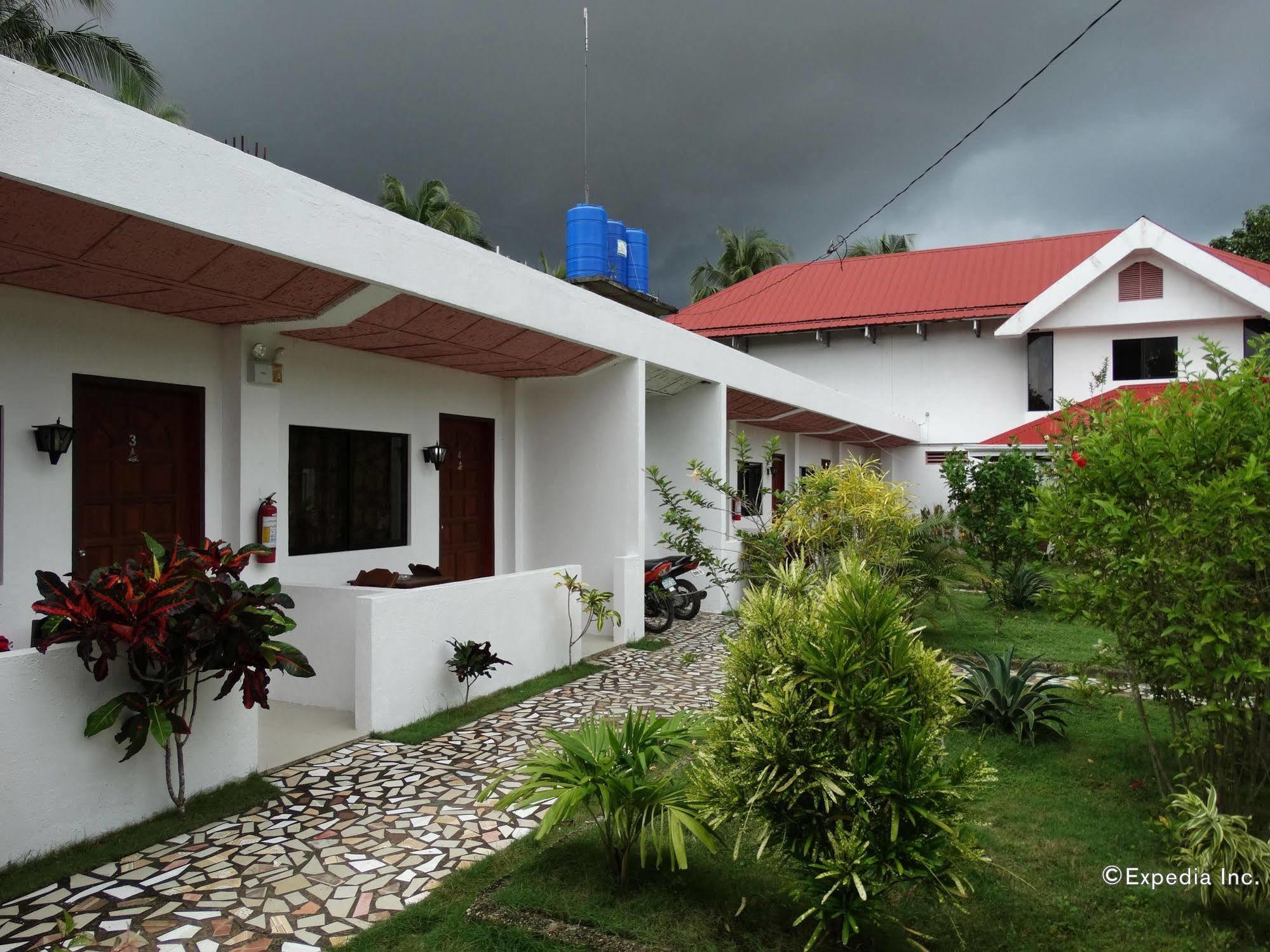 Oyo 502 Roberto'S Resort Panglao Exterior photo