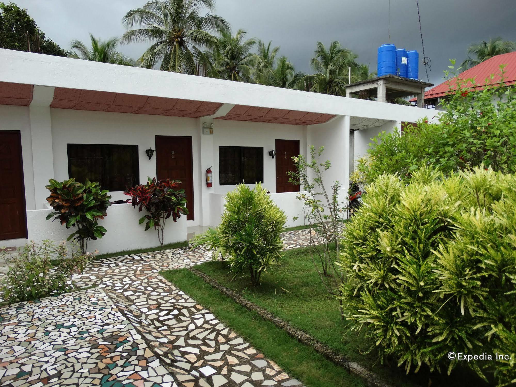 Oyo 502 Roberto'S Resort Panglao Exterior photo